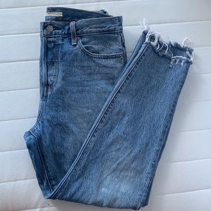 LEVI’S- WEDGIE Jeans